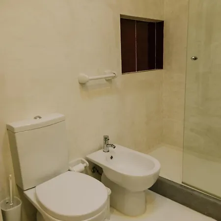 Casa Barragem Castelo De Bode * Tomar