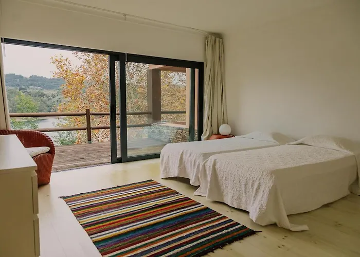 Casa Barragem Castelo De Bode *